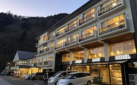 Shoji Lake Hotel